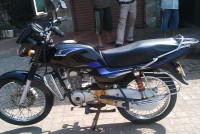 Black Bajaj Caliber Chroma