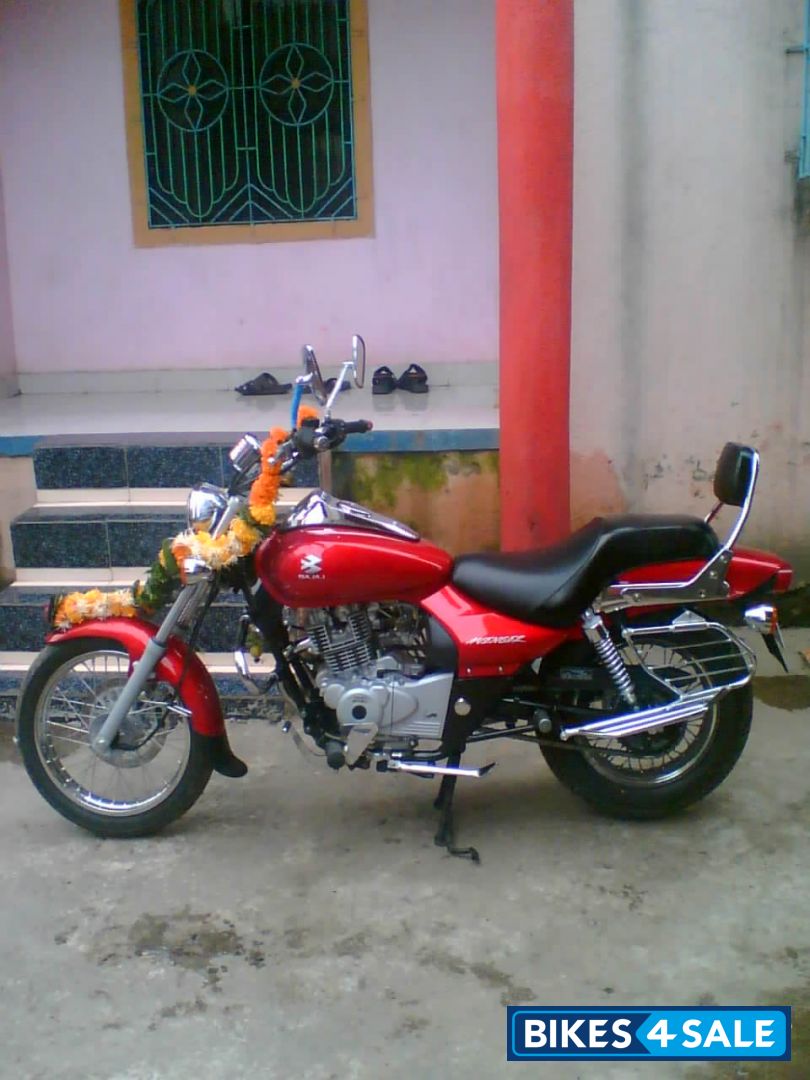 Bajaj Avenger 180 DTS-i