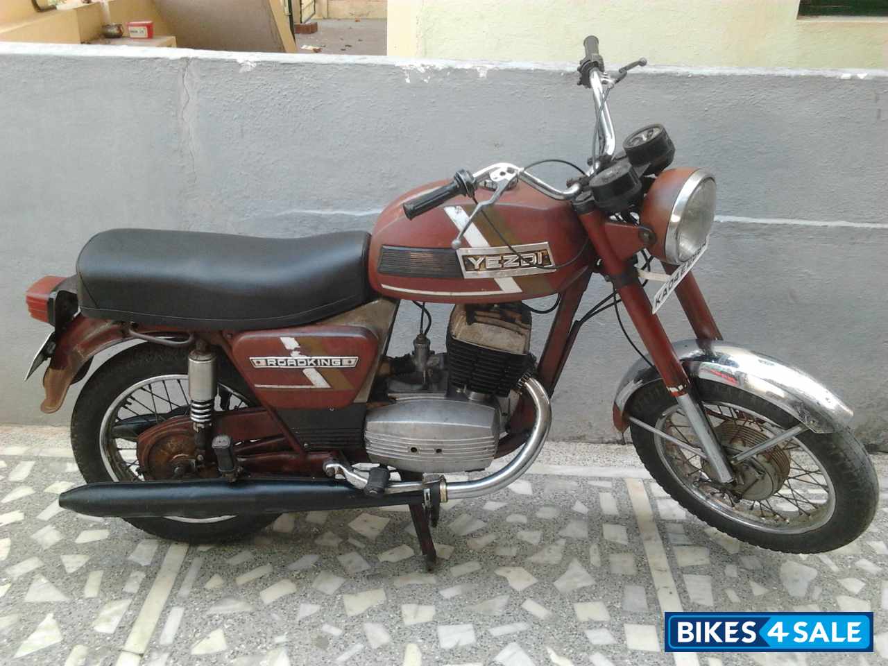 Ideal Jawa Yezdi RoadKing