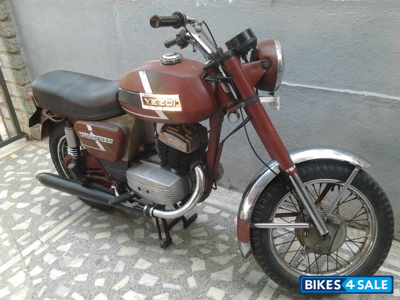 Ideal Jawa Yezdi RoadKing