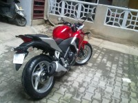 Candy Ruby Red Honda CBR 250R