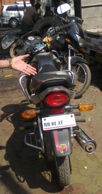 Grey Bajaj Wind 125