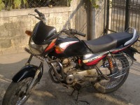 Black Bajaj Caliber 115