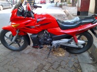 Red Hero Karizma R