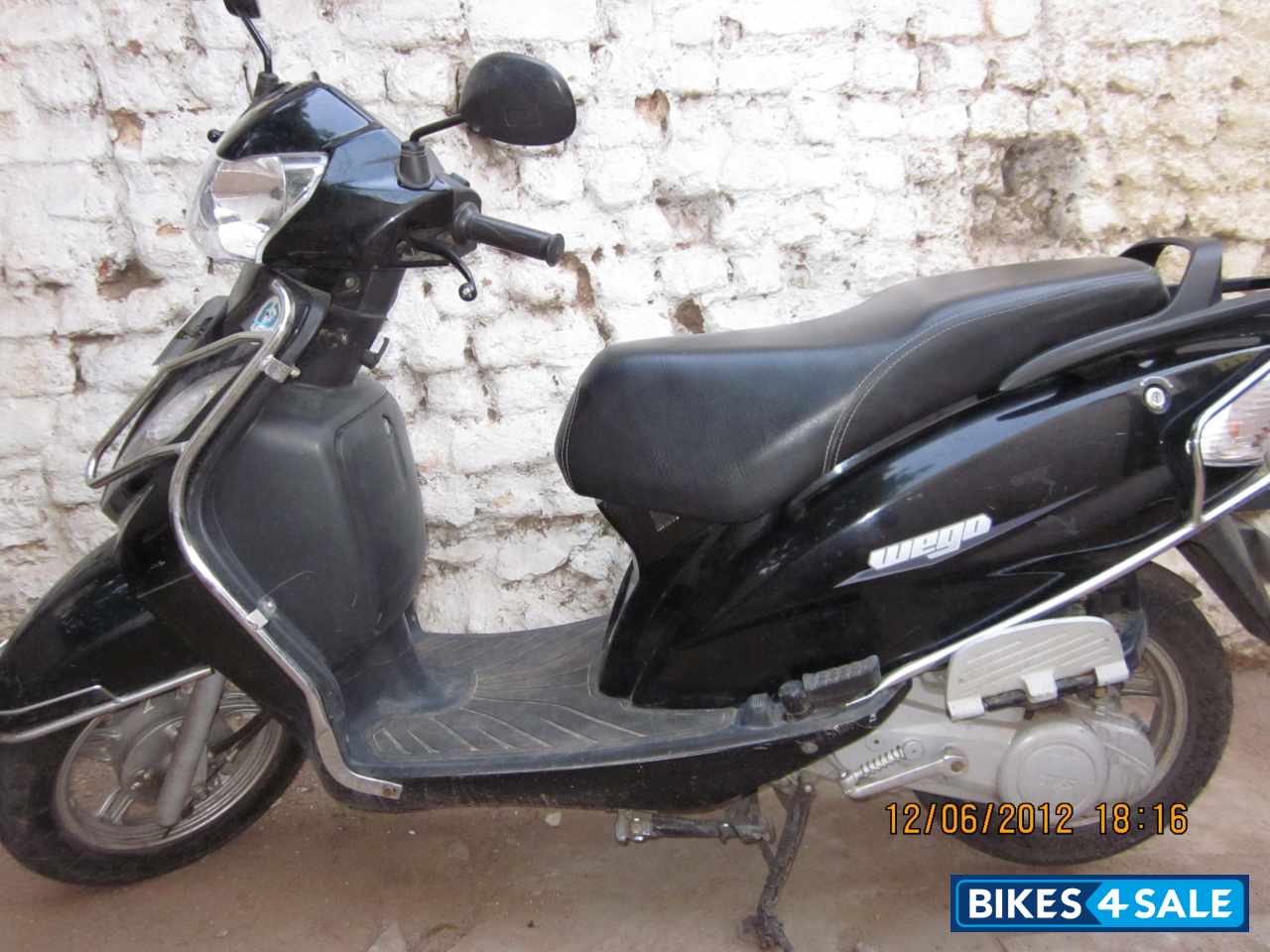 Black TVS Wego Black TVS Wego