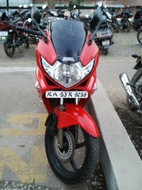 Red Hero Karizma ZMR