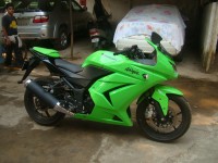 Green Kawasaki Ninja 250R