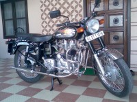 Black Royal Enfield Bullet Standard 350 DELUXE