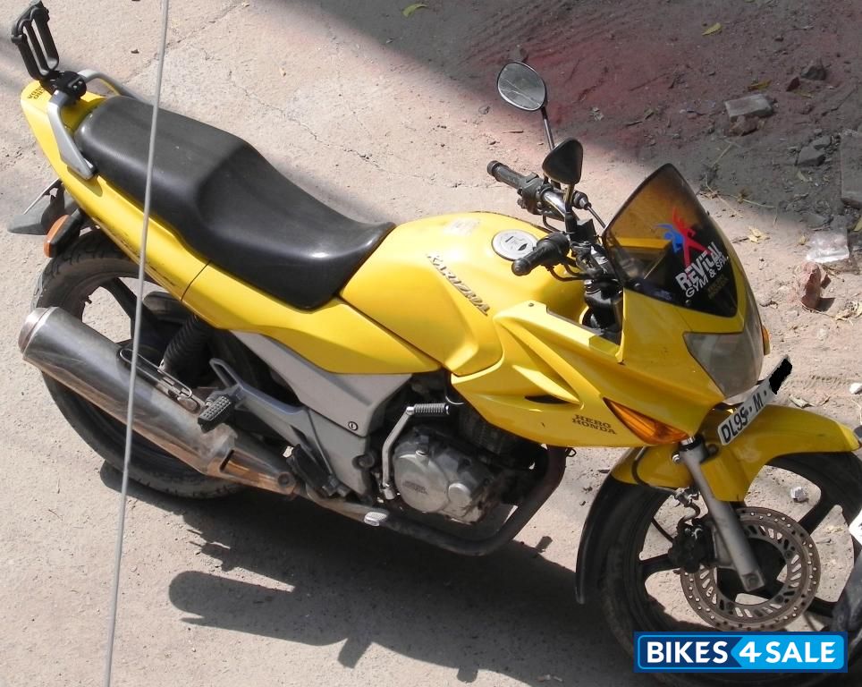 Yellow Hero Karizma