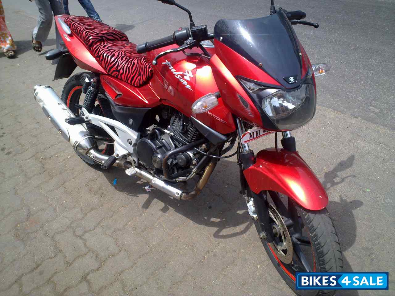 Bajaj Pulsar 200 DTSi Bajaj Pulsar 200 DTSi