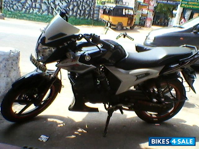 Used 2011 model Yamaha SZ-R for sale in Tirunelveli. ID 77374. Black ...