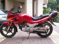 Sporty Red Hero Karizma