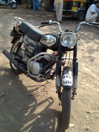 Black Yamaha Rajdoot