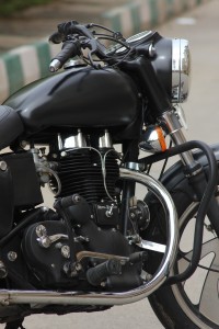 Matte Black Royal Enfield Bullet Standard 350