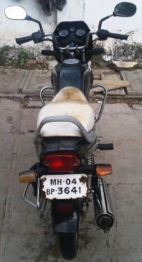 Black Bajaj Caliber 115