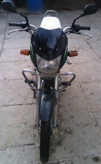 Black Bajaj Caliber 115