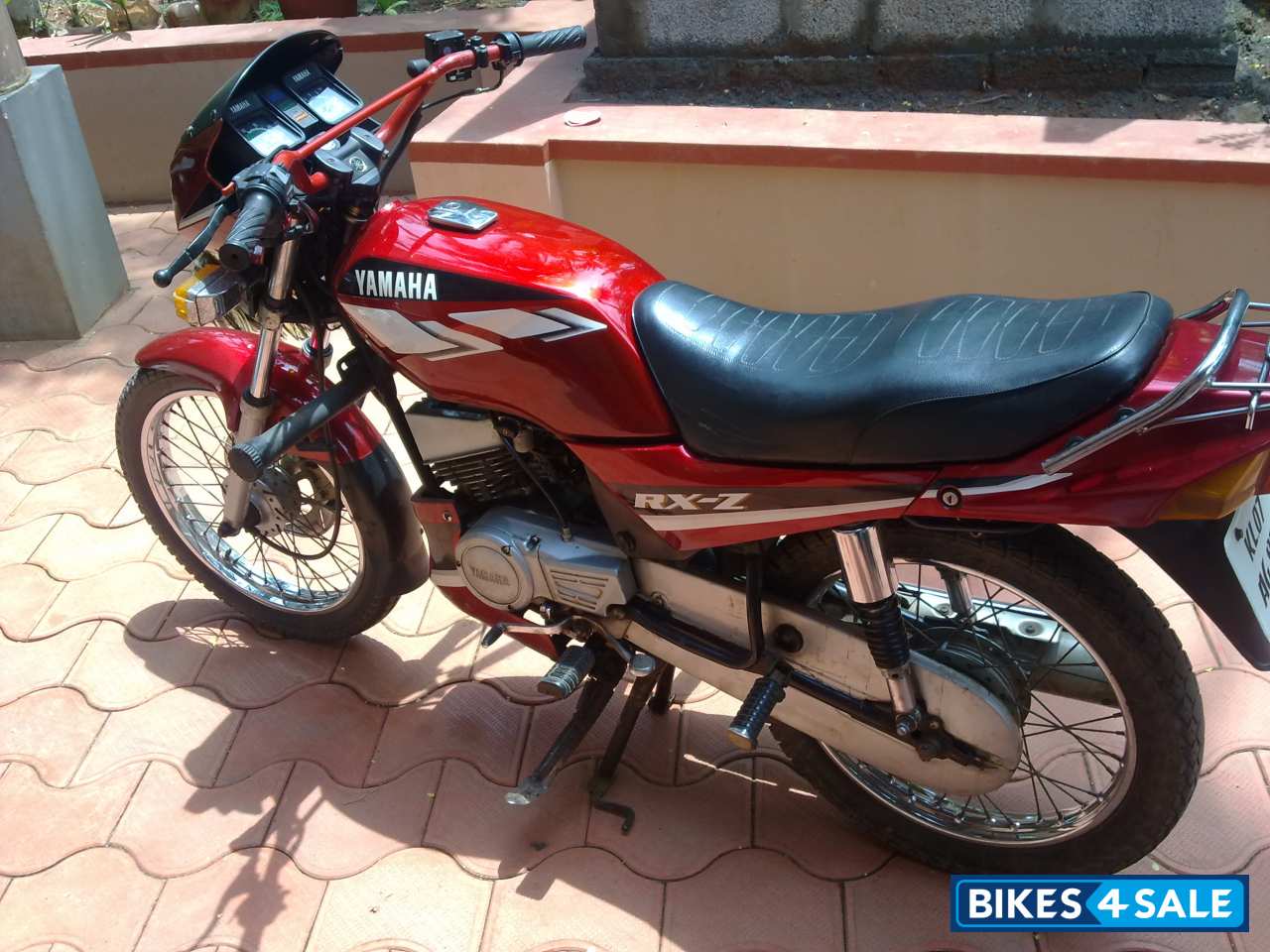 Used 2001 model Yamaha RXZ for sale in Ernakulam. ID 80726 - Bikes4Sale