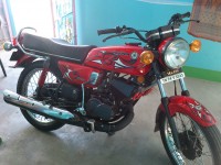 Red Yamaha RX 135