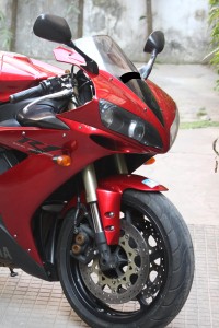 Red Yamaha YZF R1