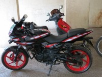 Bajaj Pulsar 220 DTSFi 2007 Model