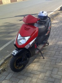 Red Honda Dio