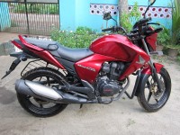 Red Honda Unicorn Dazzler