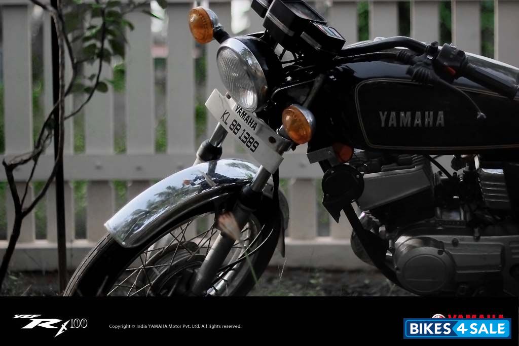 yamaha rx 100 metallic black