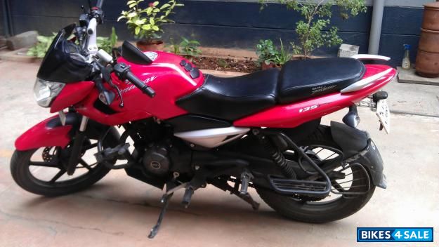 pulsar 135 second hand