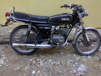 Black Yamaha RX 100