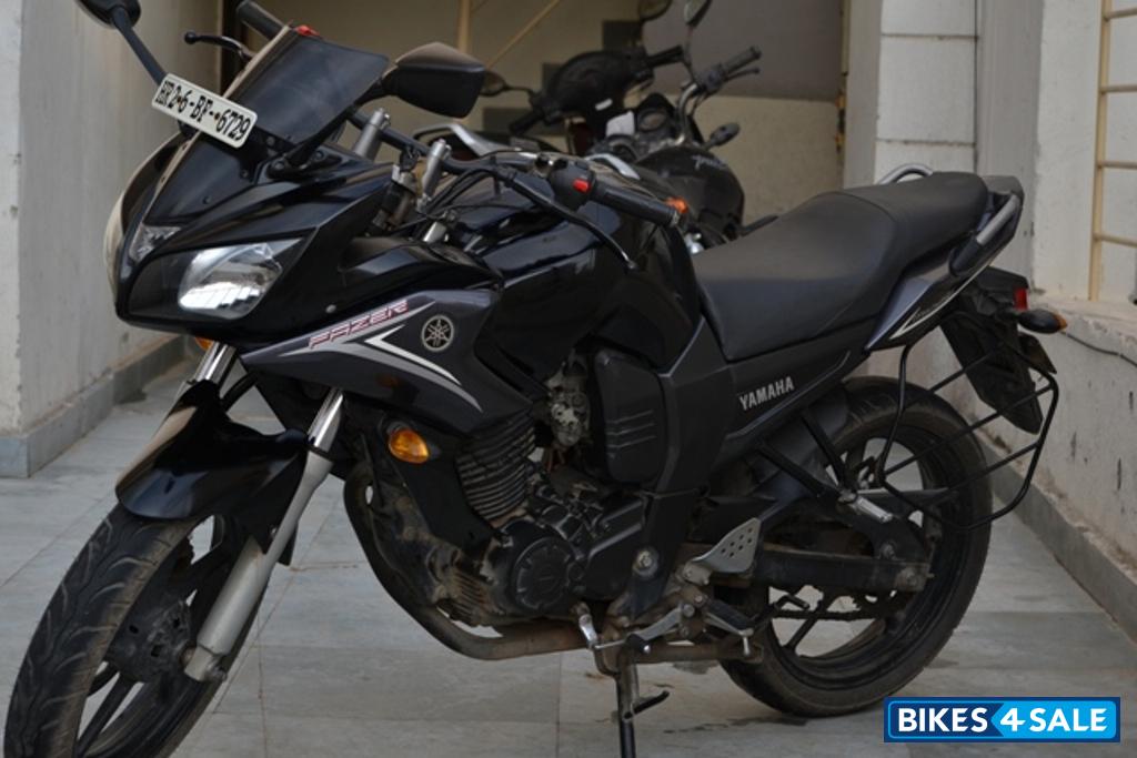 Black Yamaha Fazer