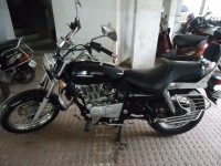 Bajaj Avenger 220 DTS-i