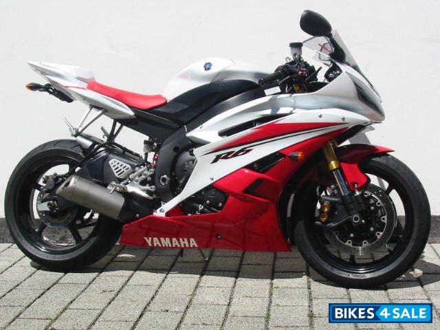 Pre owned best sale yamaha r6