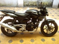 Black Bajaj Pulsar 200 DTSi