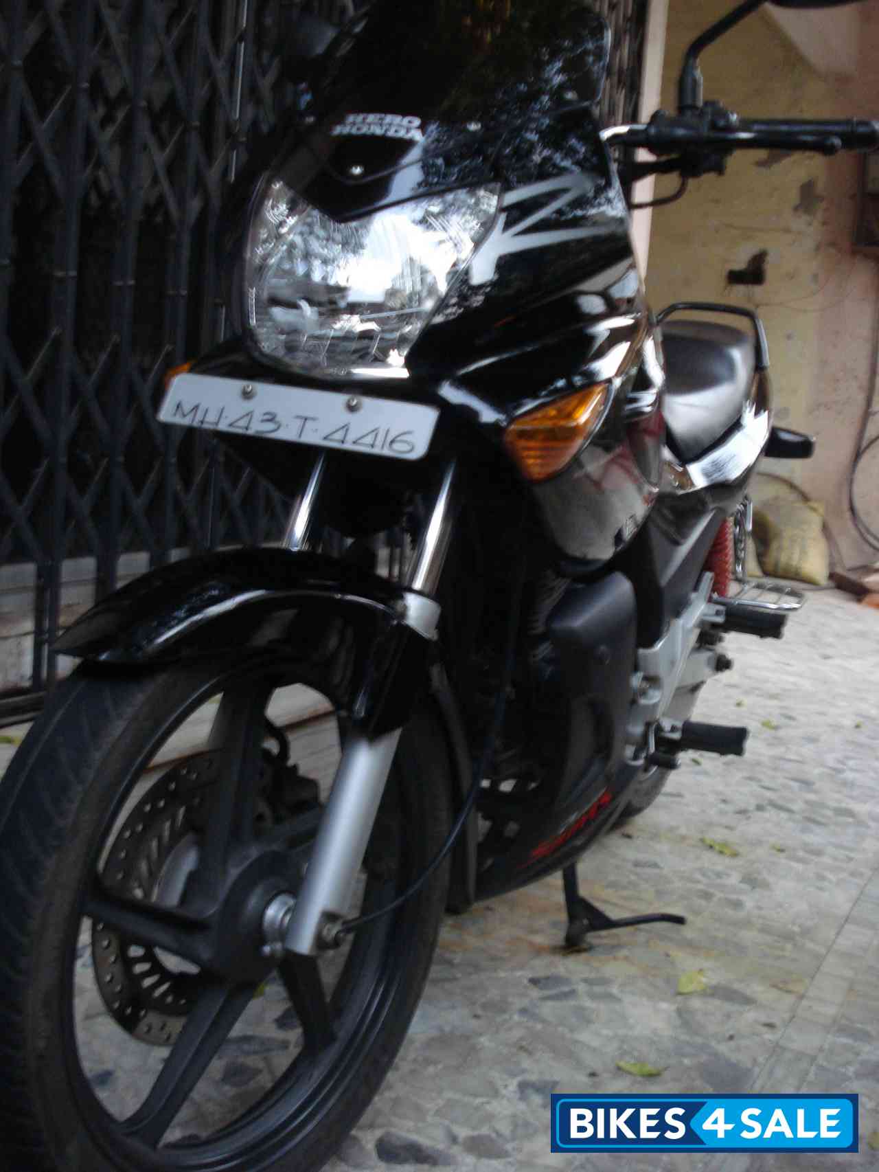 karizma r seat cover