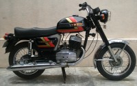 Black Ideal Jawa Yezdi RoadKing