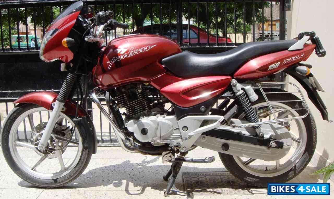 Red Bajaj Pulsar 150 DTSi