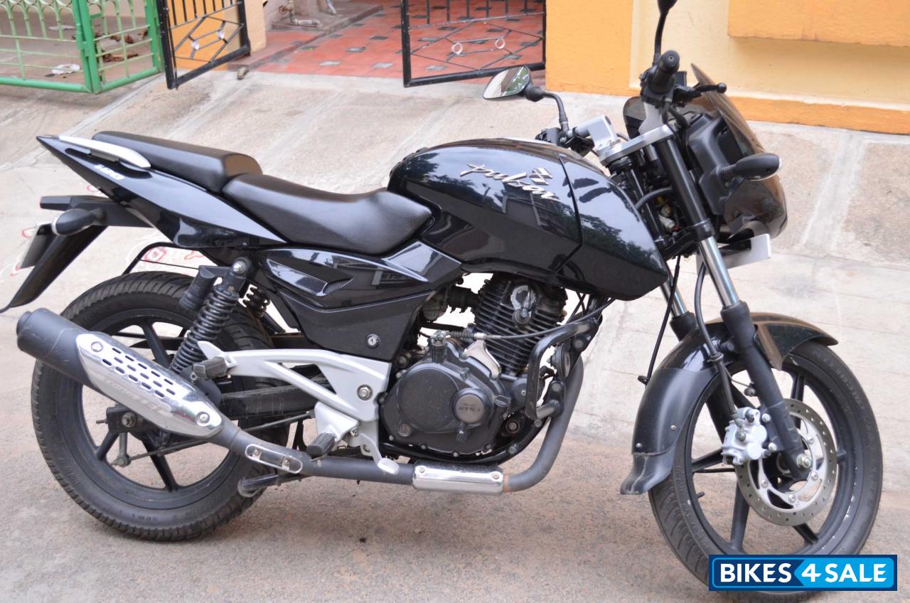 Black Bajaj Pulsar 180 DTSi