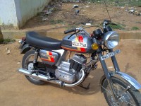 Ideal Jawa Yezdi RoadKing