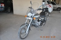 Bajaj Avenger 220 DTS-i