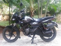 Black Bajaj XCD 125 DTS-Si