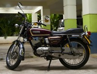 Maroon Yamaha RX 135