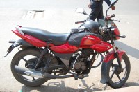 Red Bajaj XCD 125 DTS-Si