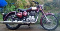 Meroon Royal Enfield Classic 350