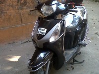 Black Honda Aviator