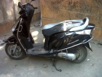 Black Honda Aviator