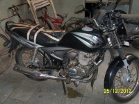 Black Bajaj Wind 125