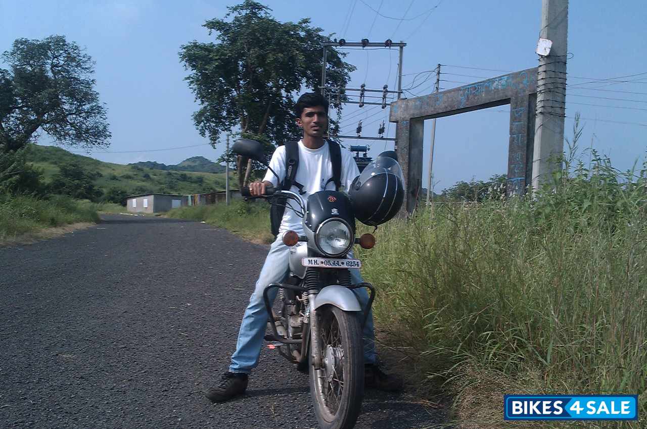 Silver Bajaj Boxer CT Deluxe