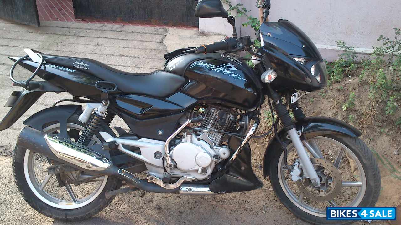 Black Bajaj Pulsar 150 DTSi