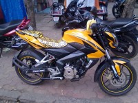 Bajaj Pulsar 200 NS