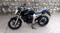 Black Yamaha FZ16